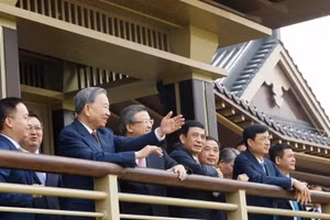 El secretario general del Partido Comunista de Vietnam y presidente del Estado, To Lam, visita las obras de la Nueva Área de Xiong'an, en la provincia china de Hebei.