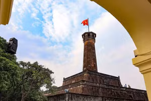 El torre de la bandera de Hanói. (Foto: VNA)