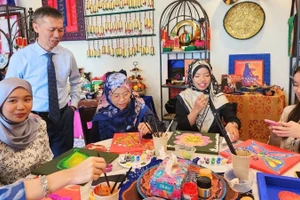 En la actividad. (Foto: Embajada de Vietnam en Brunéi)