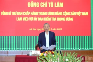 El secretario general del Partido Comunista de Vietnam, To Lam, interviene en la reunión. (Foto: Nhan Dan)