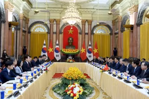 [Foto] Máximo dirigente vietnamita mantiene conversaciones con presidente de Corea del Sur