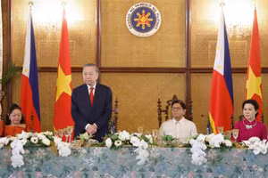 El secretario general del Partido Comunista y presidente de Vietnam, To Lam, habla en la cita. (Foto: VNA)