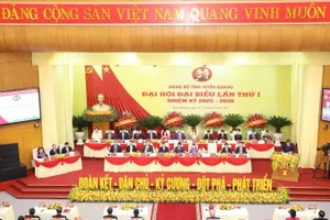 [Vídeo] Reelegido Hau A Lenh como secretario del Comité del Partido de Tuyen Quang para el mandato 2025-2030