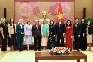 Delegados participantes en la cita (Foto: VNA)