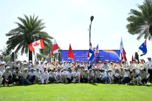 Casi 100 golfistas vietnamitas residentes en el extranjero participan en el Torneo. (Foto: Comité Estatal sobre los Vietnamitas en el Extranjero)