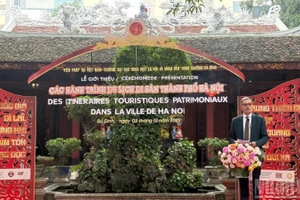 El embajador de Francia en Hanói, Olivier Brochet, afirma que el proyecto es una muestra de las relaciones entre Francia y Vietnam en cultura, patrimonio e innovación.