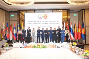 Participantes en la 89ª reunión del Comité de la Asean sobre Ciencia, Tecnología e Innovación (COSTI-89). (Foto: VNA)