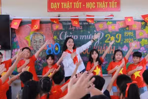 Un aula de la escuela primaria Van Yen, en el distrito de Ha Dong, Hanói, en el primer día del curso escolar.