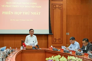 [Foto] Celebran primera sesión del Comité Directivo sobre desarrollo de cultura vietnamita