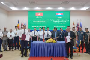 Empresas de las provincias de Dak Lak y Mondulkiri firman acuerdos de cooperación.