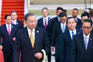 [Foto] Secretario general del PCV inicia visita de Estado a Camboya