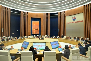 El presidente de la ANV, Tran Thanh Man, titular del Consejo Electoral Nacional, pronuncia el discurso de clausura de la cita.