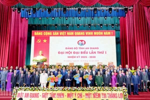 [Video] Elegido Nguyen Tien Hai secretario del Comité del PCV en An Giang para el mandato 2025-2030