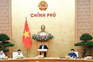 El primer ministro Pham Minh Chinh preside reunión temática del Gobierno de Vietnam sobre formulación de leyes de septiembre de 2025