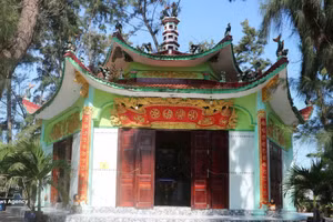 El Ngoc Lang Nam Hai se ha consolidado como un espacio espiritual clave de las comunidades pesqueras vietnamitas. (Foto: VNA)