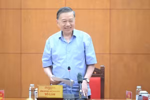 El secretario general del Partido Comunista y presidente de Vietnam, To Lam, durante su intervención en la reunión de trabajo con la Comisión de Propaganda y Movilización de Masas del Comité Central del Partido. 
