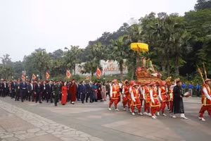 [Video] Máximo dirigente vietnamita asiste a ceremonia de ofrenda de incienso en homenaje a los Reyes Hung