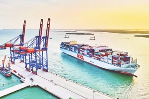 Comercio exterior de Vietnam roza los 840 mil millones de dólares en primeros 11 meses