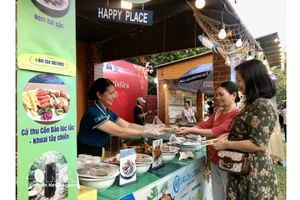 El pabellón de la isla de Con Dao atrae a visitantes. (Foto: VNA)