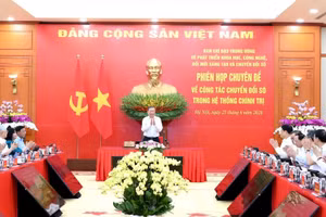 El secretario general del PCV y presidente de Vietnam, To Lam, interviene en la reunión temática sobre la transformación digital en el sistema político.
