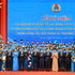 [Foto] Titular del Legislativo vietnamita asiste al acto conmemorativo del 140º aniversario del Día Internacional de los Trabajadores