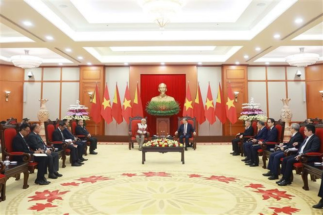 En la recepción (Foto: VNA)