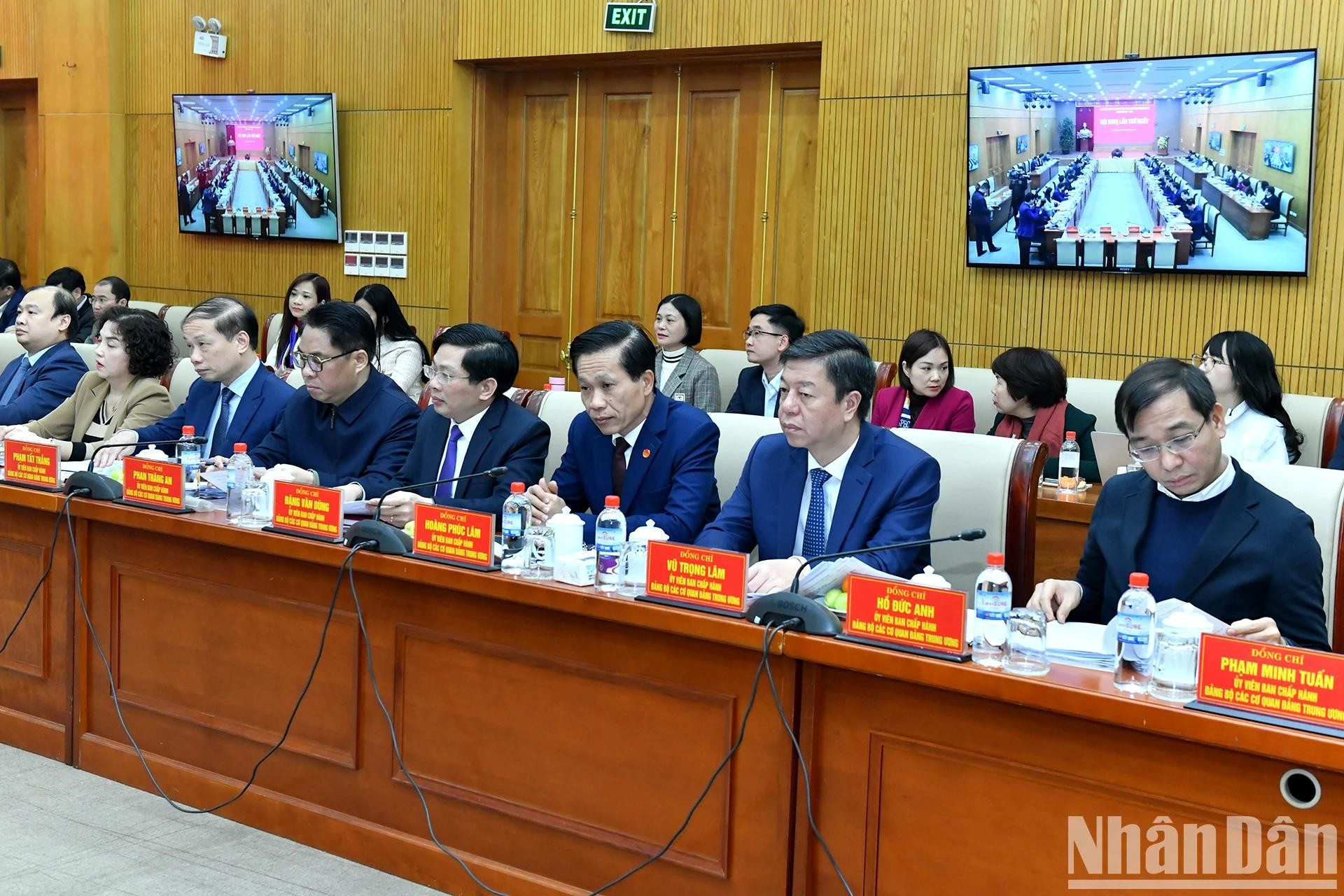 Delegados a la cita.