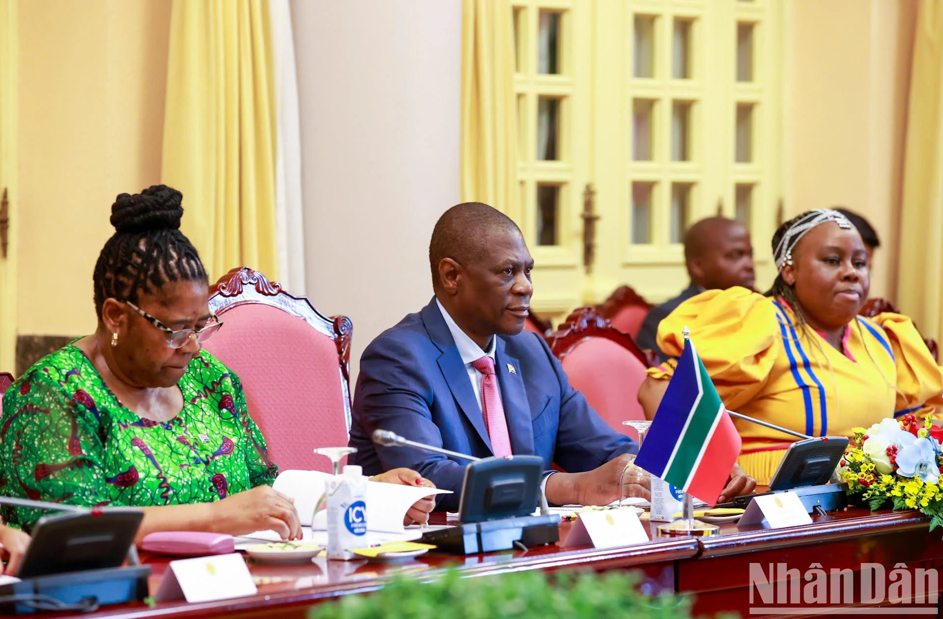 El vicepresidente de, Paul Mashatile, habla en el encuentro. El vicepresidente de, Paul Mashatile, habla en el encuentro.