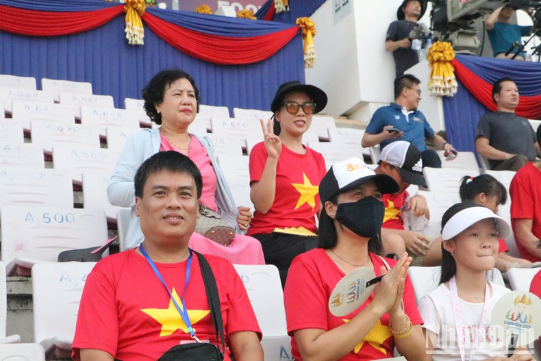 Tuan, oriundo de Hanói y residente en Phnom Penh, pronostica que el marcador será a favor de Vietnam.