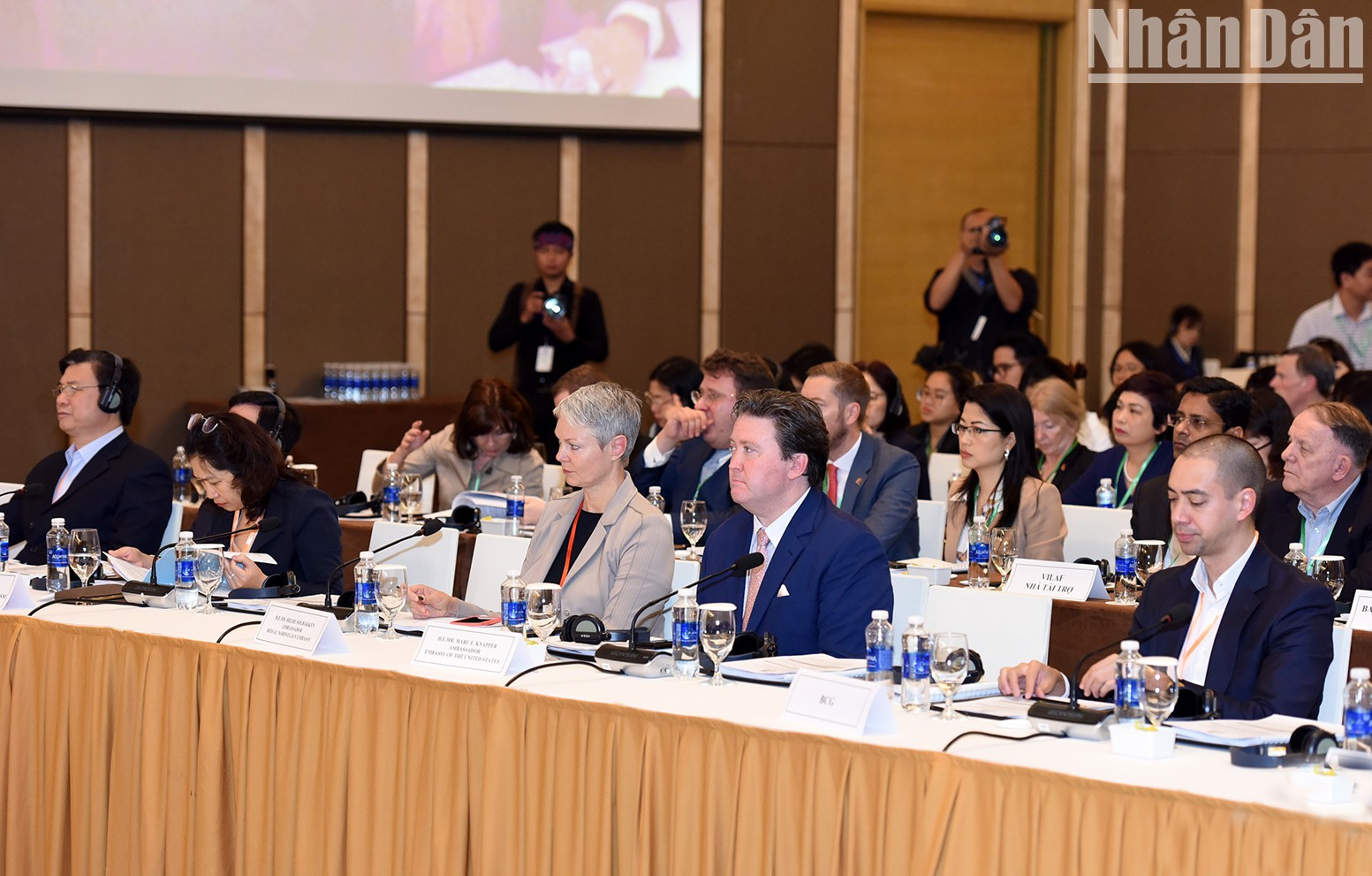 Delegados en la cita. Delegados en la cita.