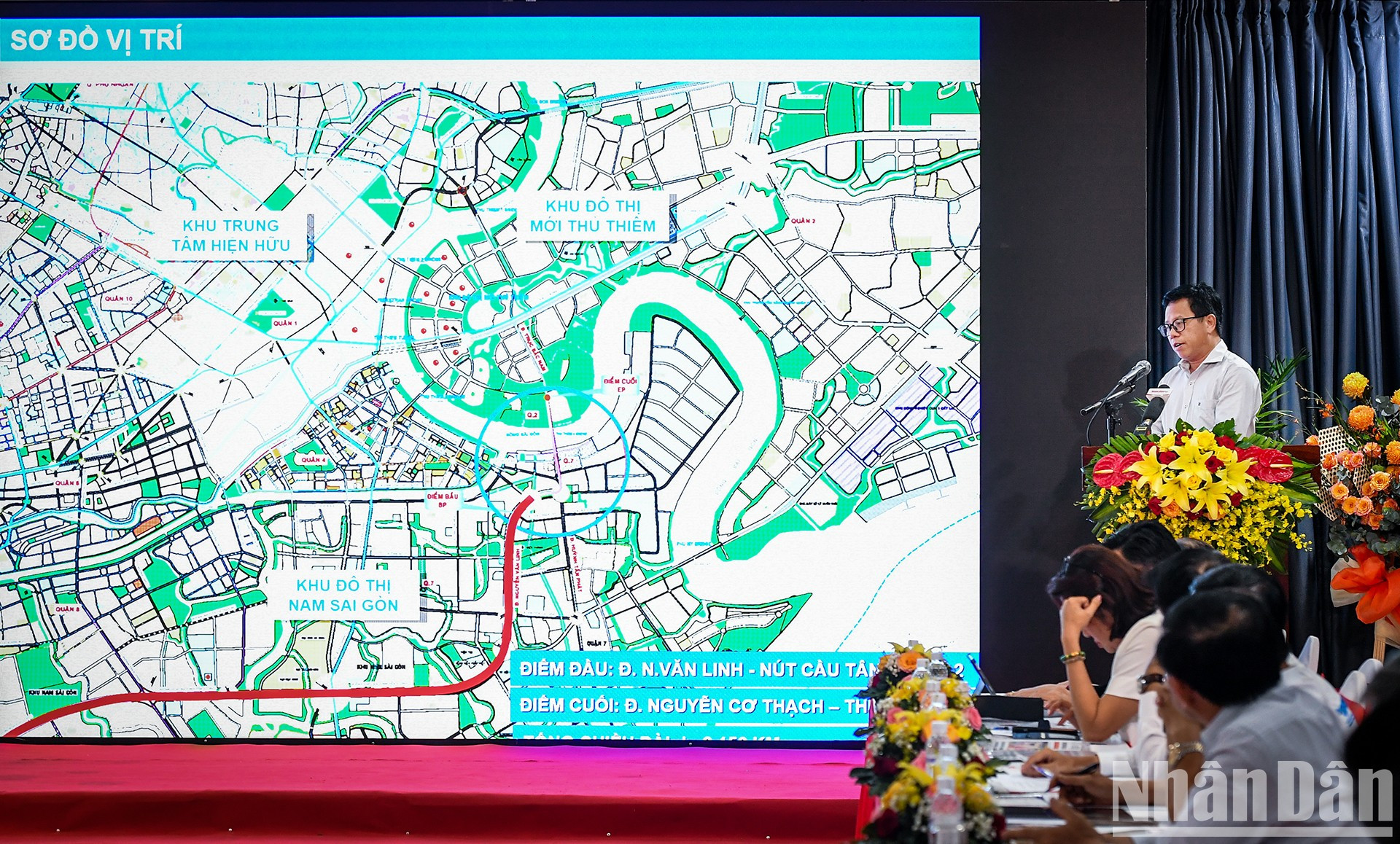 Analizan impactos del espacio libre vertical del puente Thu Thiem 4 al turismo de Ciudad Ho Chi Minh ảnh 4