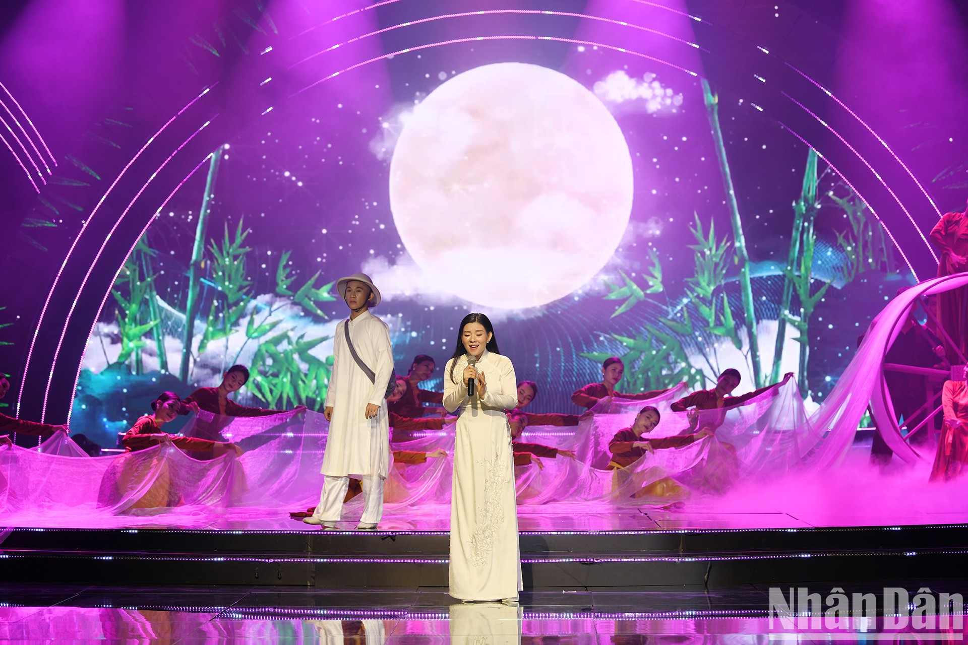 Honran a extintos músicos de Nghe An, cuna del canto Vi Giam ảnh 8