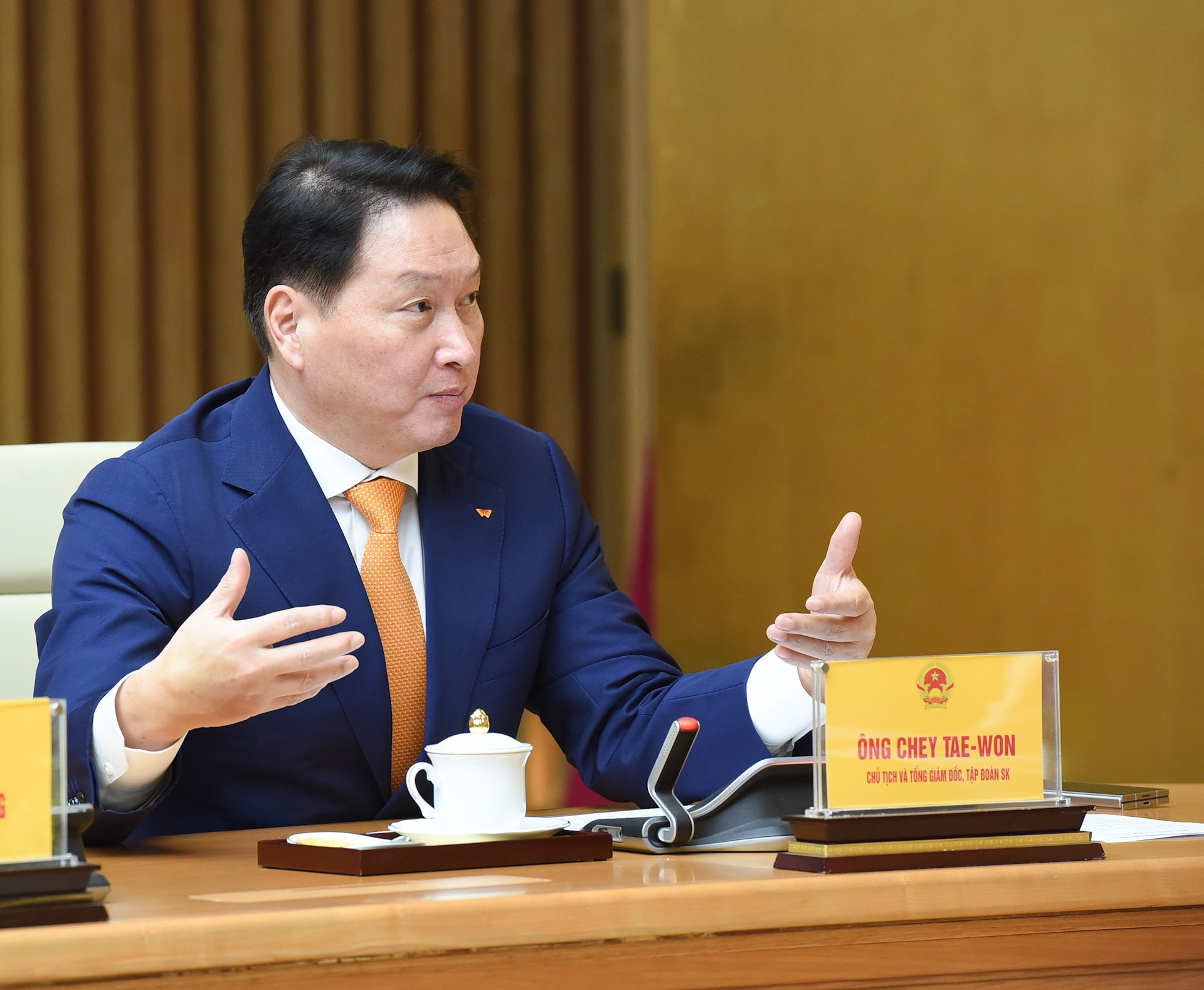 Chey Tae Won habla en el encuentro. Chey Tae Won habla en el encuentro.