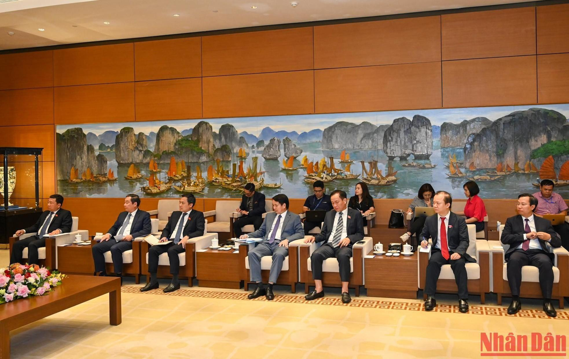 La delegación de la AN de Vietnam en la reunión. La delegación de la AN de Vietnam en la reunión.