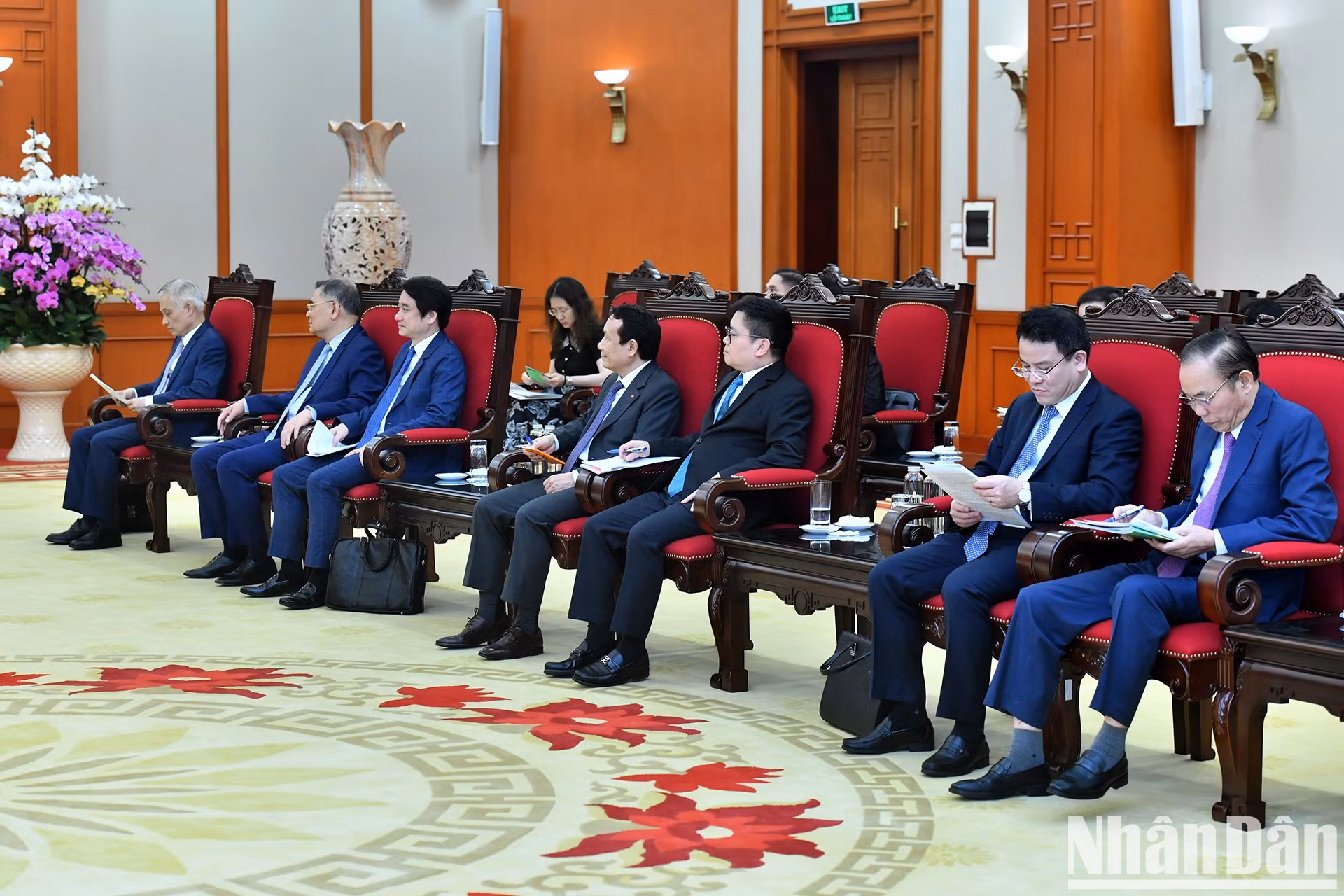 Delegados vietnamitas en la actividad.