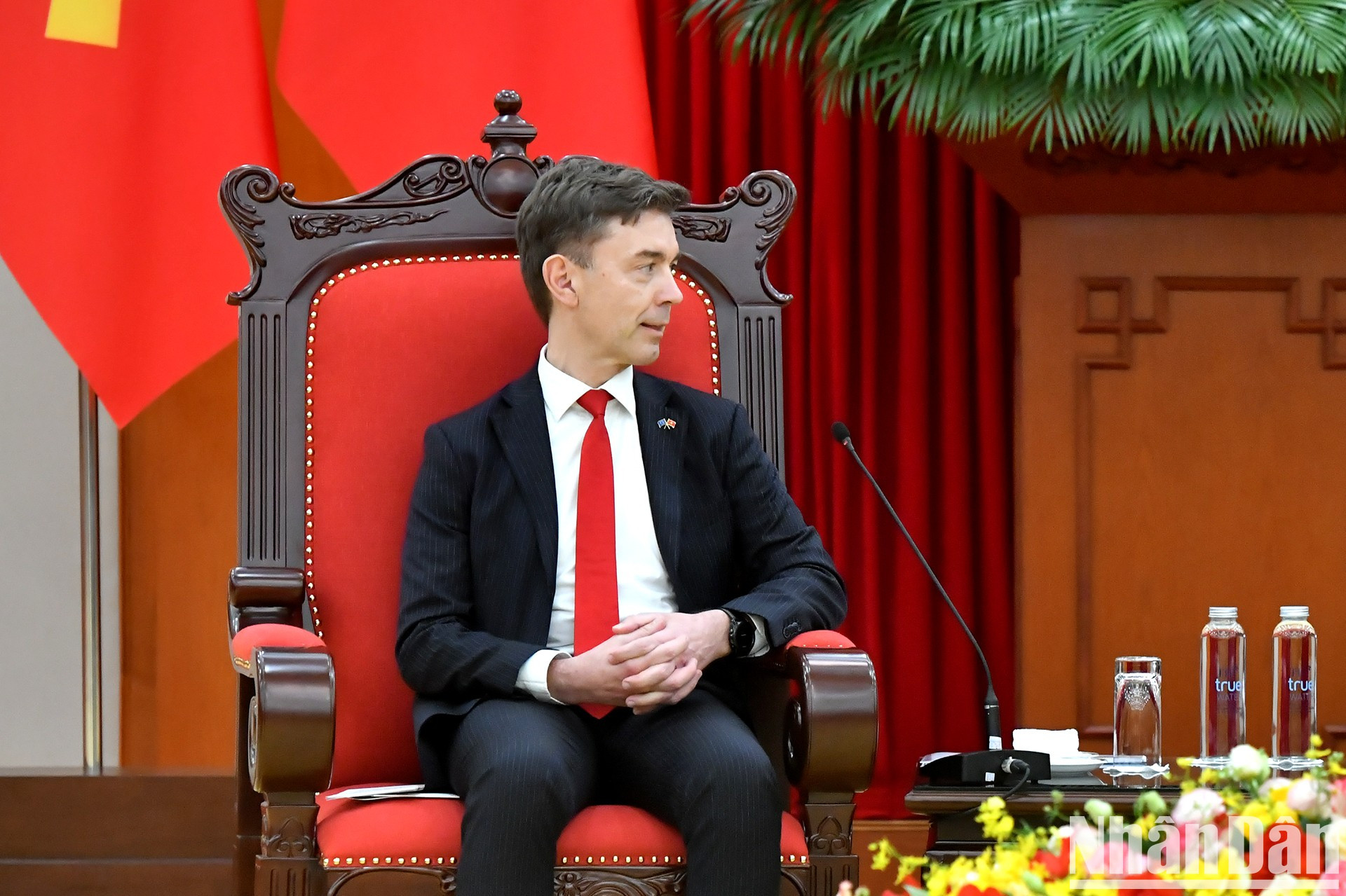 El embajador Julien Guerrier.