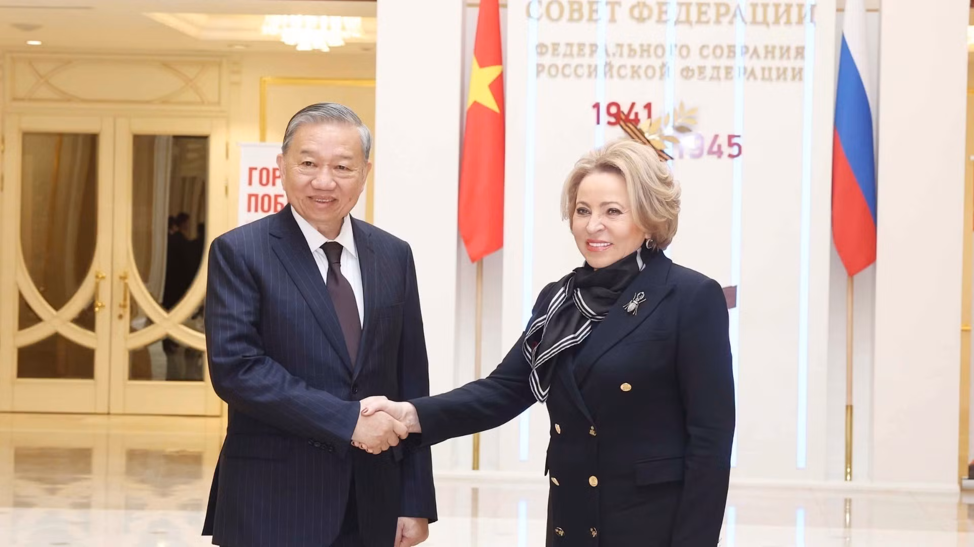 [Foto] Máximo dirigente partidista vietnamita se reúne con presidenta del Consejo de la Federación de Rusia