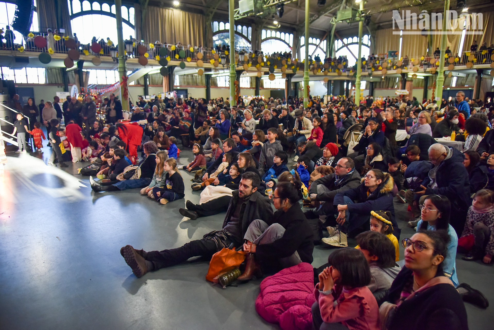 Agnès Petiau, de 37 años y de origen vietnamita, y su marido francés manifiestan su deseo de asistir a la próxima edición del evento. Agnès Petiau, de 37 años y de origen vietnamita, y su marido francés manifiestan su deseo de asistir a la próxima edición del evento.