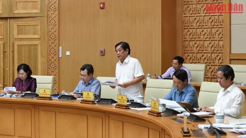 El ministro de Agricultura y Desarrollo Rural, Le Minh Hoan, informó que el 2 de septiembre, por primera vez, el arroz vietnamita, específicamente el arroz ST25, "el mejor del mundo", se incluyó en el menú de la Oficina del Gabinete japonés.