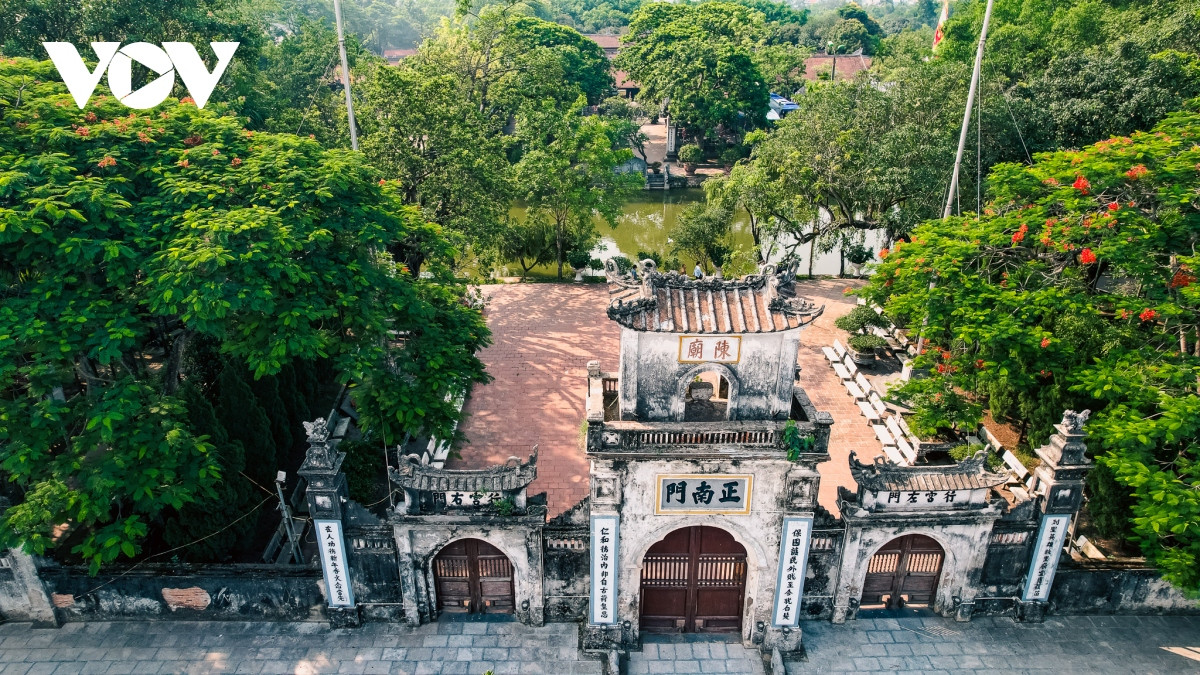 El templo Tran, uno de los destinos más visitados en Nam Dinh. El templo Tran, uno de los destinos más visitados en Nam Dinh.