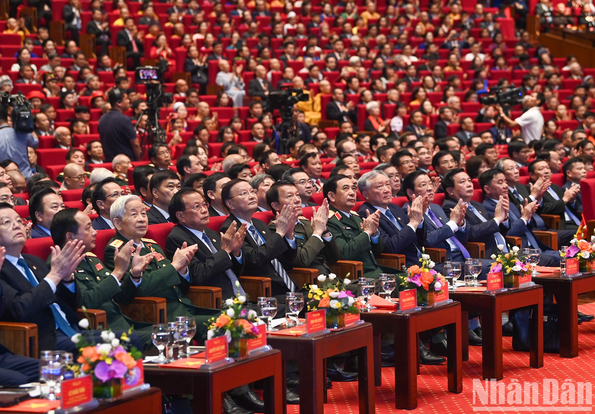 Los dirigentes y exlíderes del Partido y del Estado en la cita.