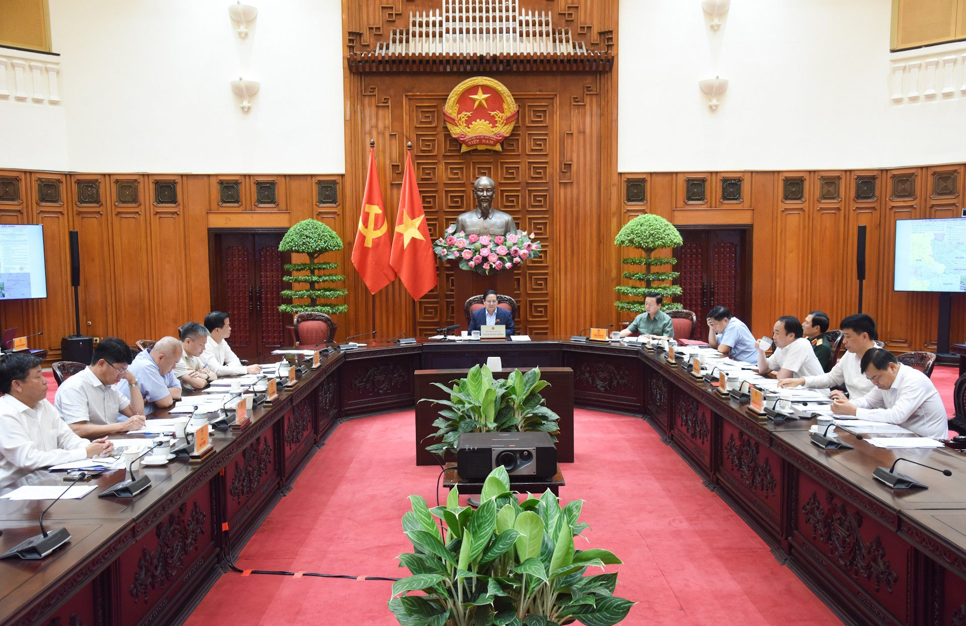 Vista general del encuentro. Vista general del encuentro.