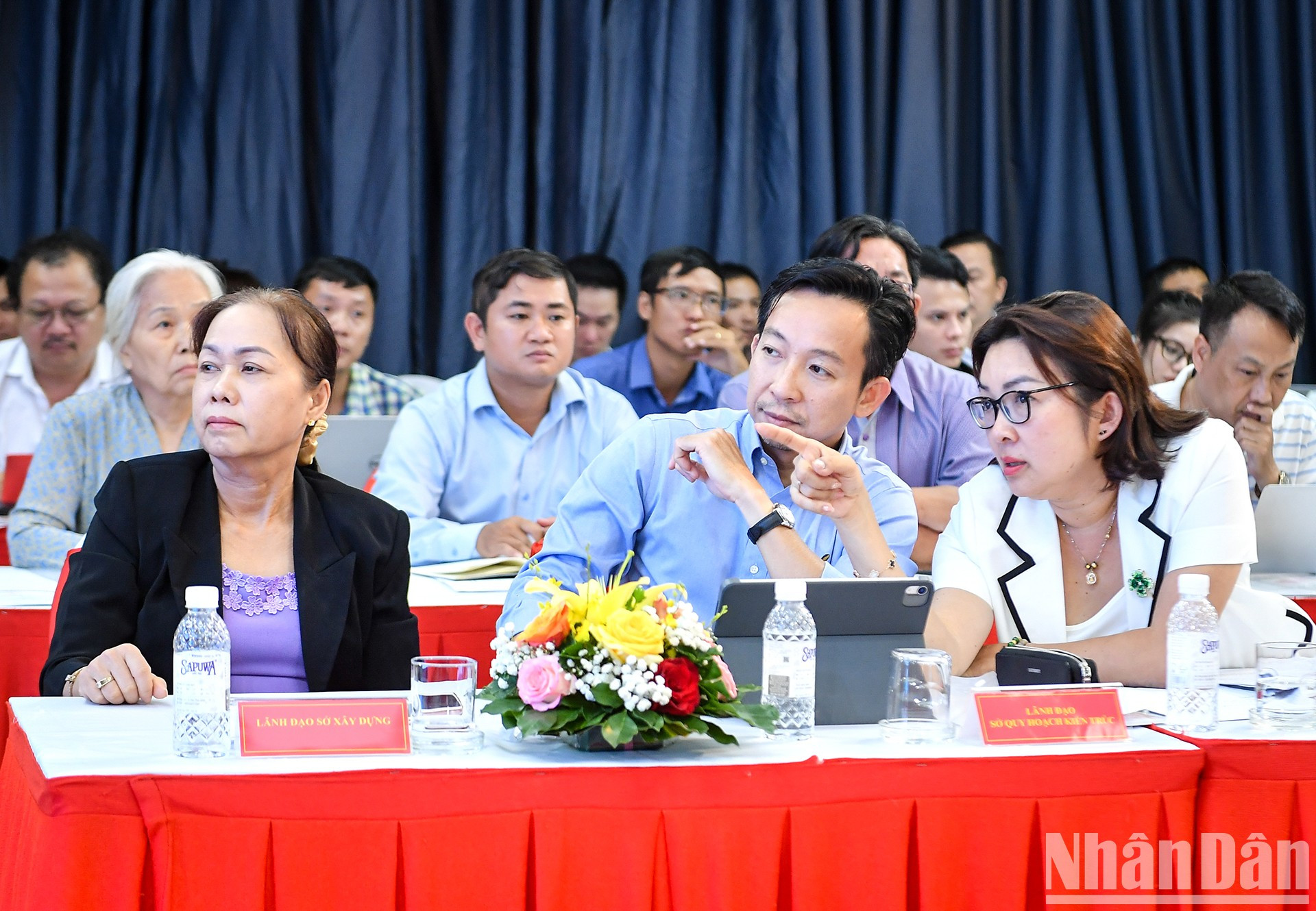 Analizan impactos del espacio libre vertical del puente Thu Thiem 4 al turismo de Ciudad Ho Chi Minh ảnh 8