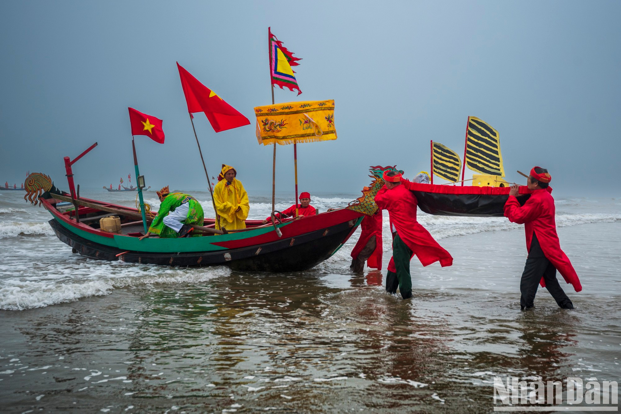 Procesión de recepción al Dios Ballena Procesión de recepción al Dios Ballena