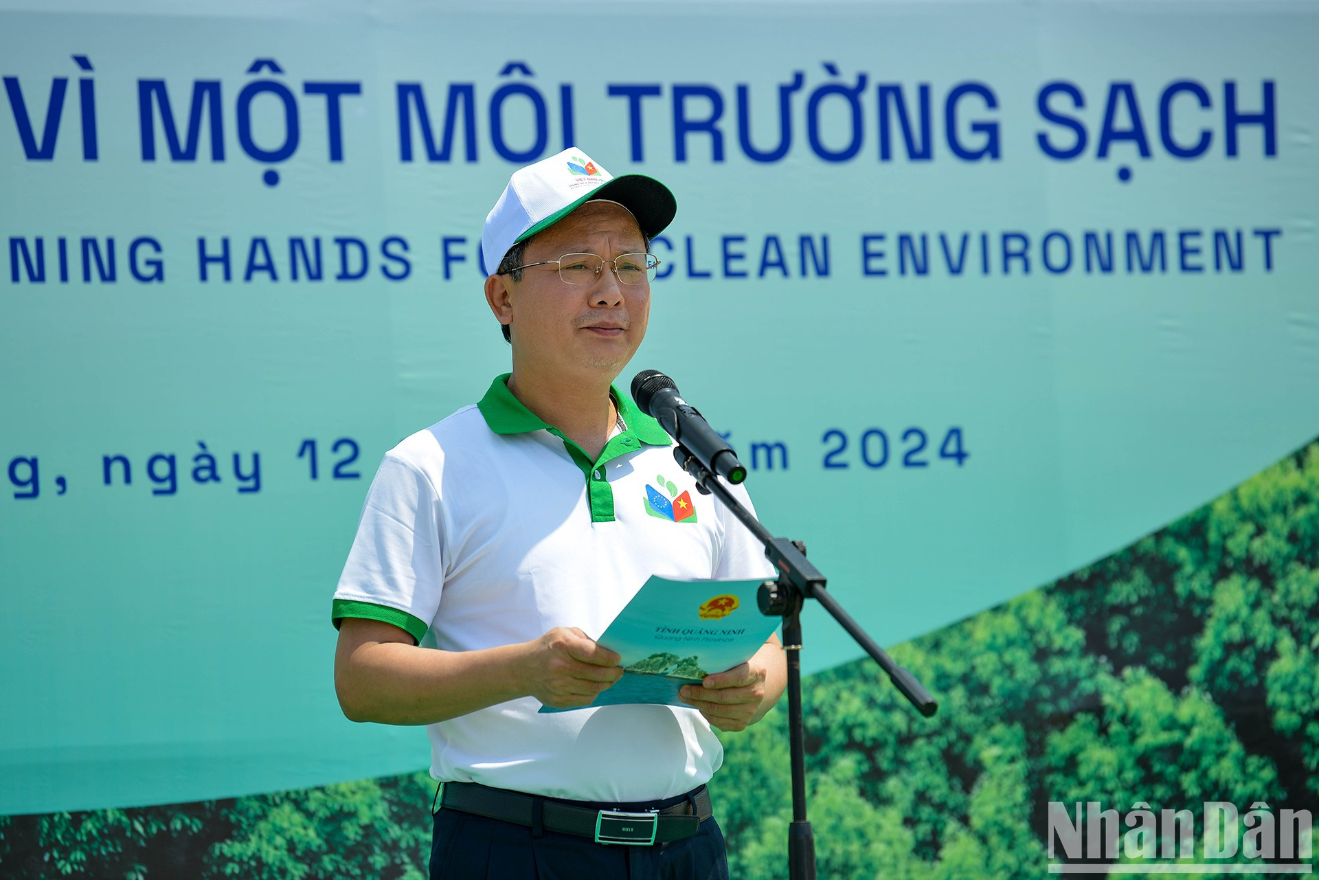 Cao Tuong Huy, presidente del Comité Popular de Quang Ninh, interviene en el evento. Cao Tuong Huy, presidente del Comité Popular de Quang Ninh, interviene en el evento.