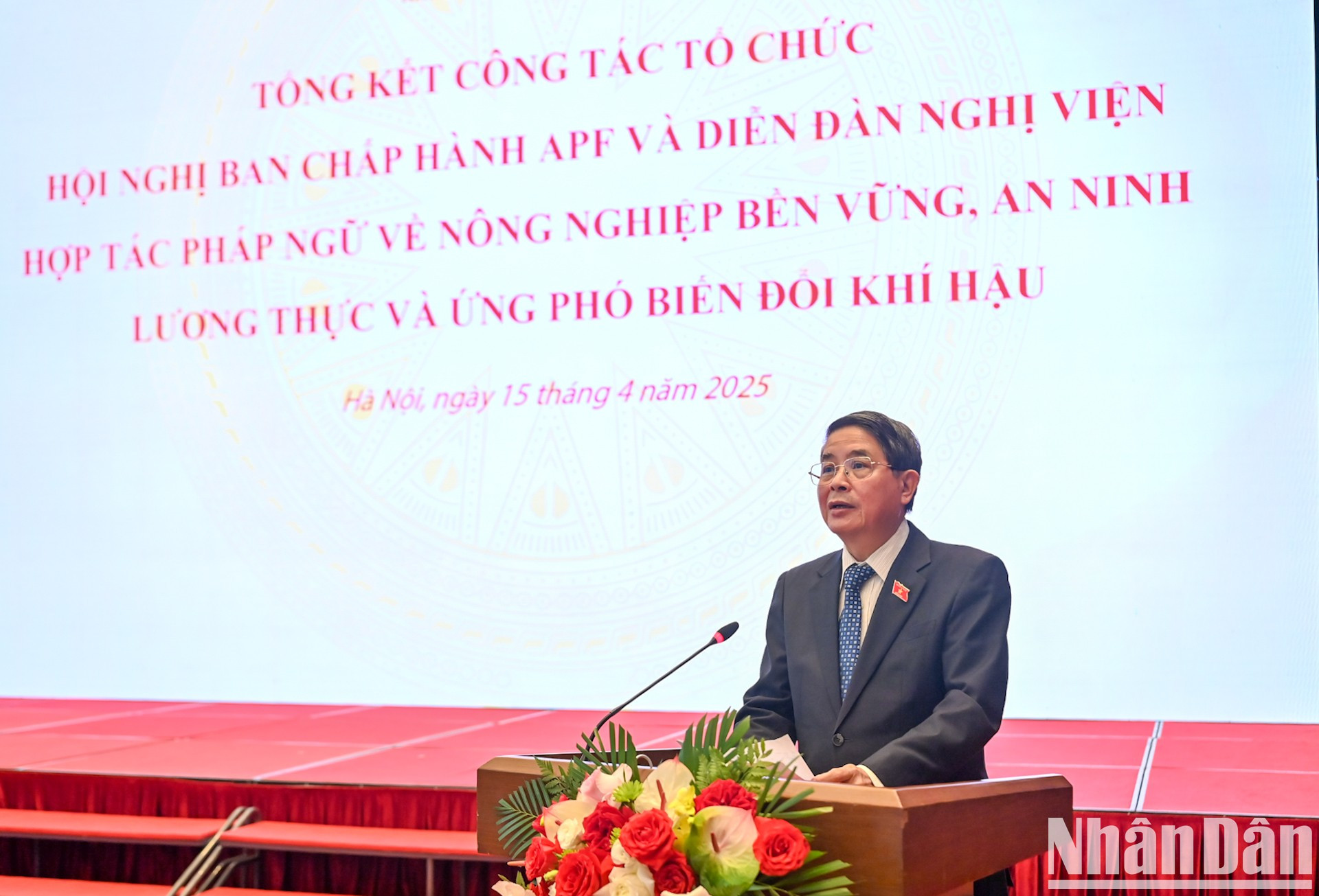 El vicepresidente de la ANV, Nguyen Duc Hai, pronuncia un discurso sobre los preparativos del evento.