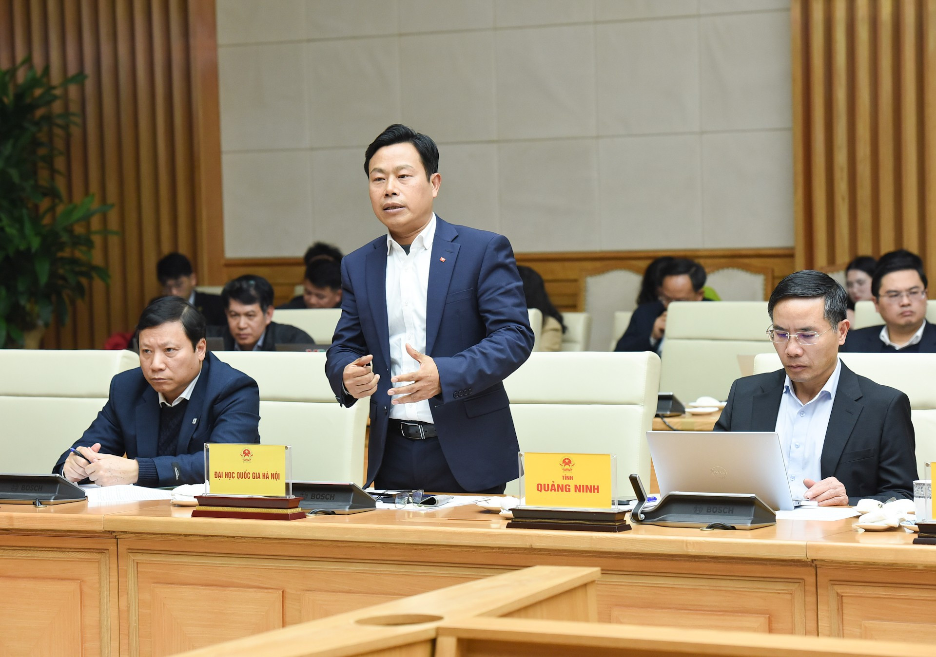 El director de la Universidad Nacional de Hanói, Le Quan. El director de la Universidad Nacional de Hanói, Le Quan.