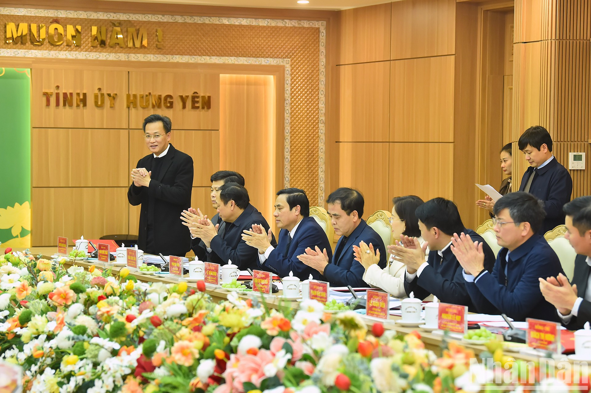 Dirigentes de la provincia de Hung Yen. Dirigentes de la provincia de Hung Yen.