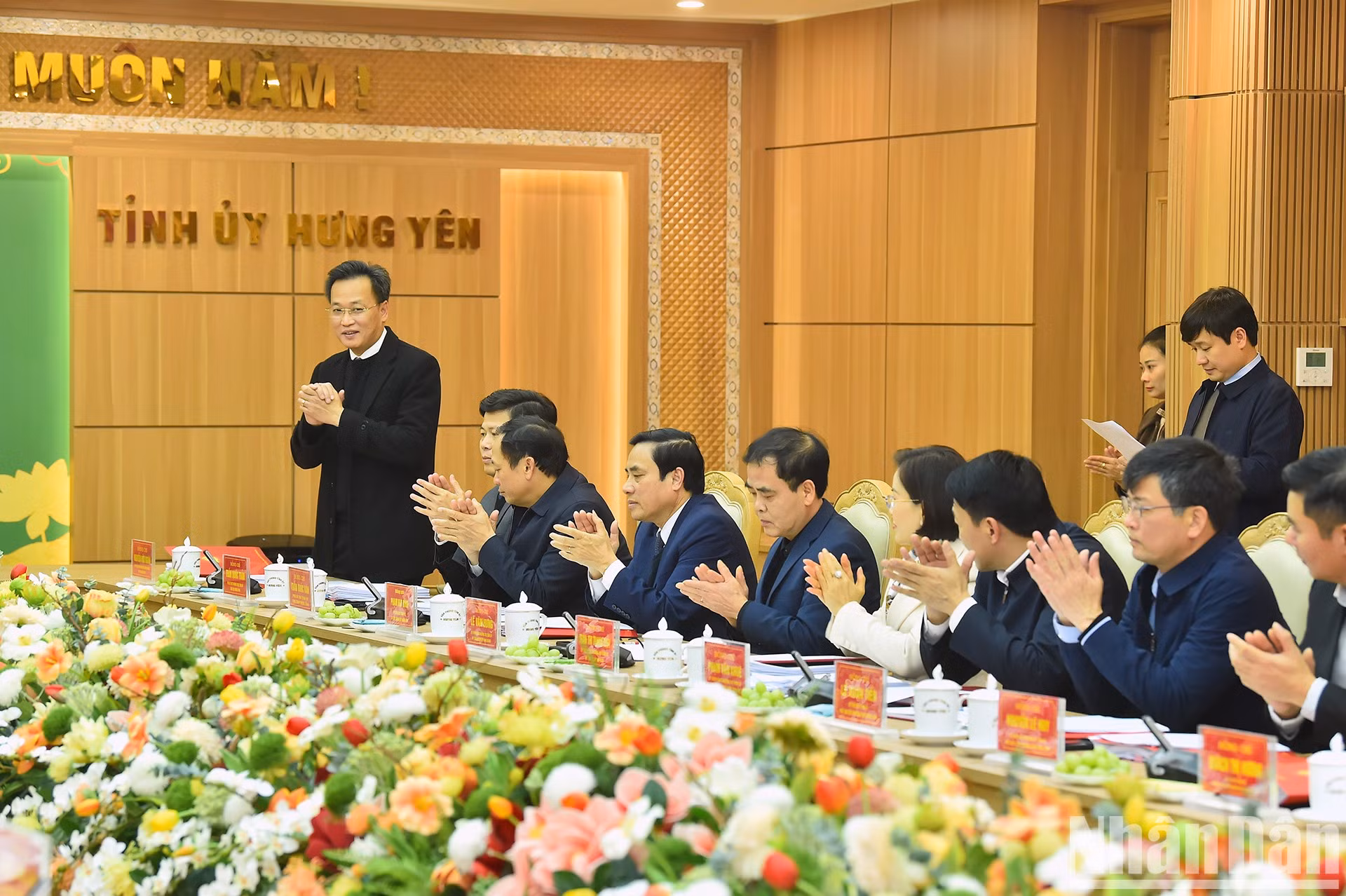 Dirigentes de la provincia de Hung Yen.