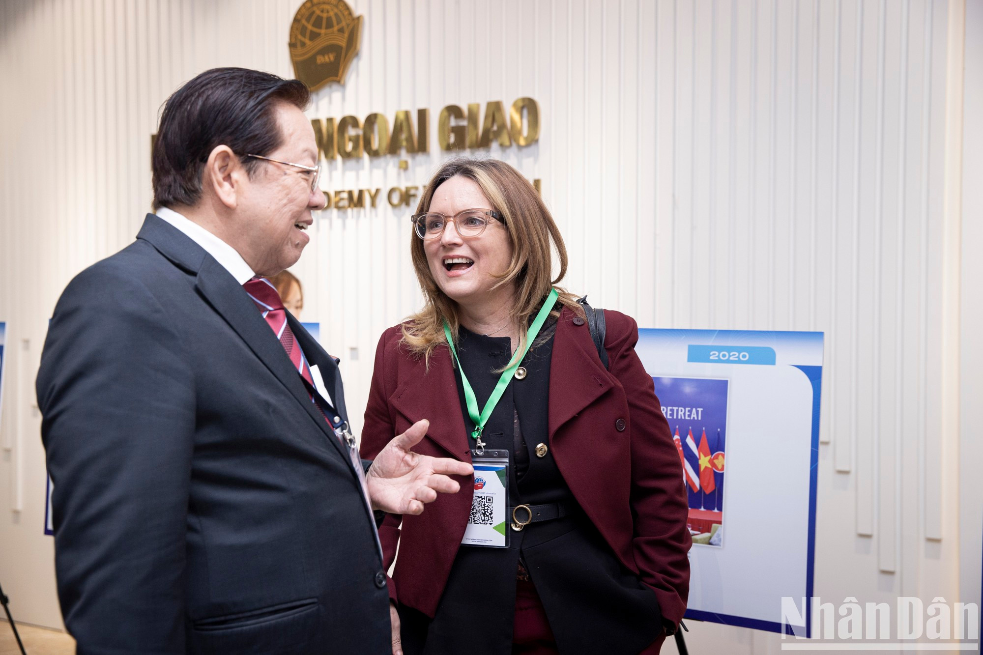 Se celebran en el marco de la exposición seminarios temáticos: “Mujeres, Paz y Seguridad: Transformación Digital para una Paz Sostenible” y “Promoción de una Agricultura Inteligente para la Seguridad Alimentaria Regional”.